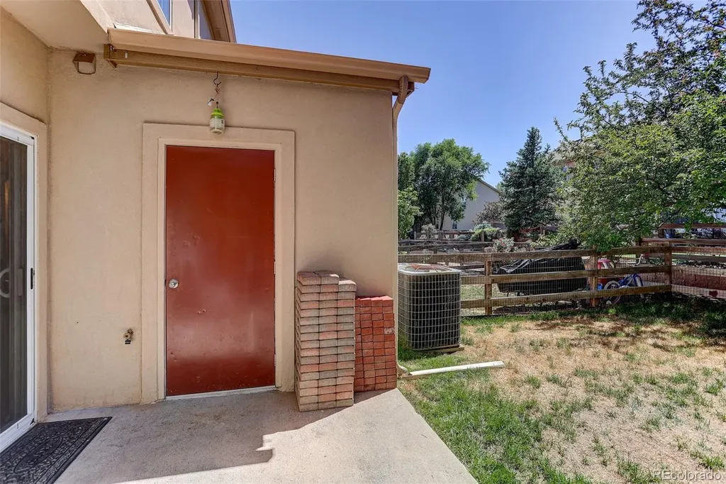 12791 Ivy Street Thornton CO 80602