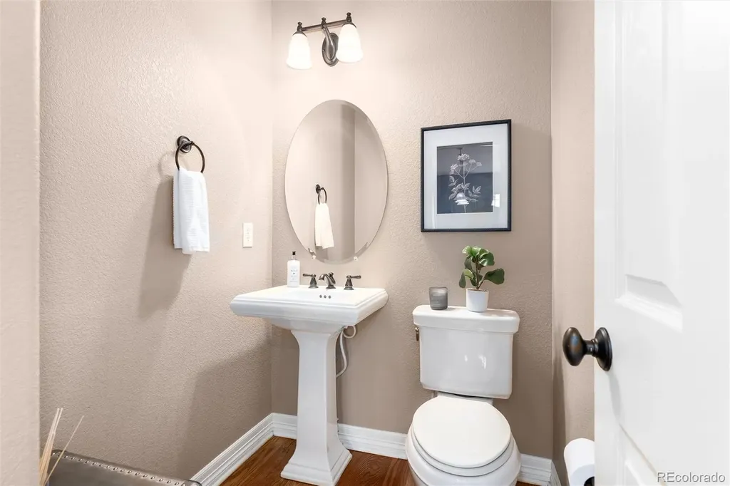 4709 Raven Run Broomfield CO 80023