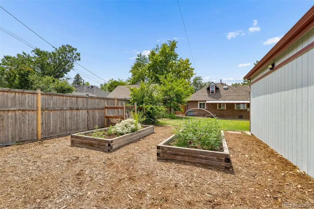 556 S Canosa Court Denver CO 80219
