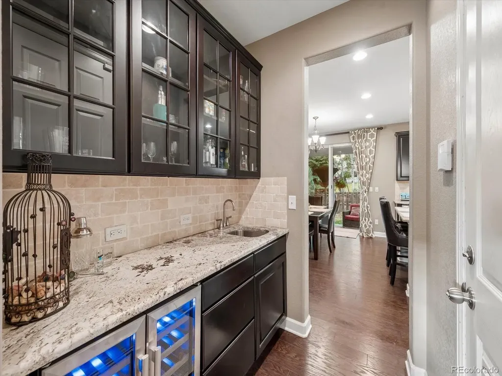 6320 S Langdale Way Aurora CO 80016
