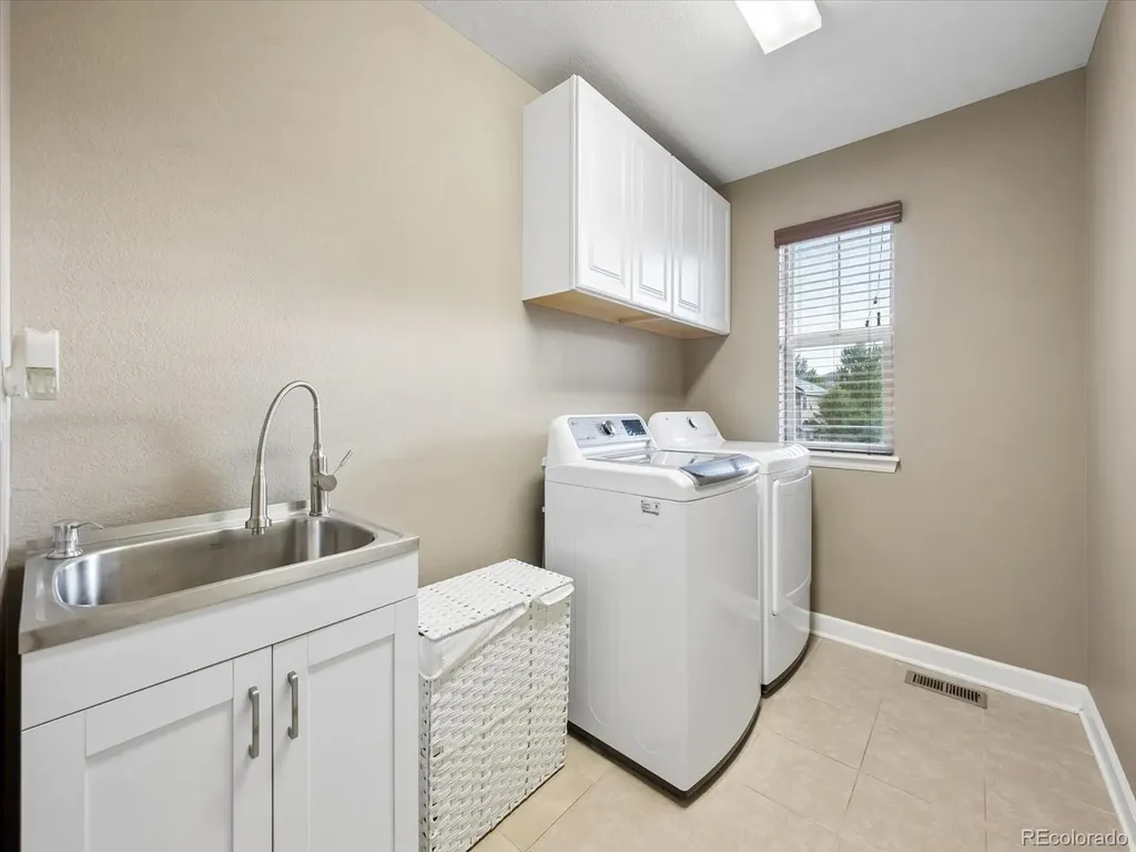 6320 S Langdale Way Aurora CO 80016
