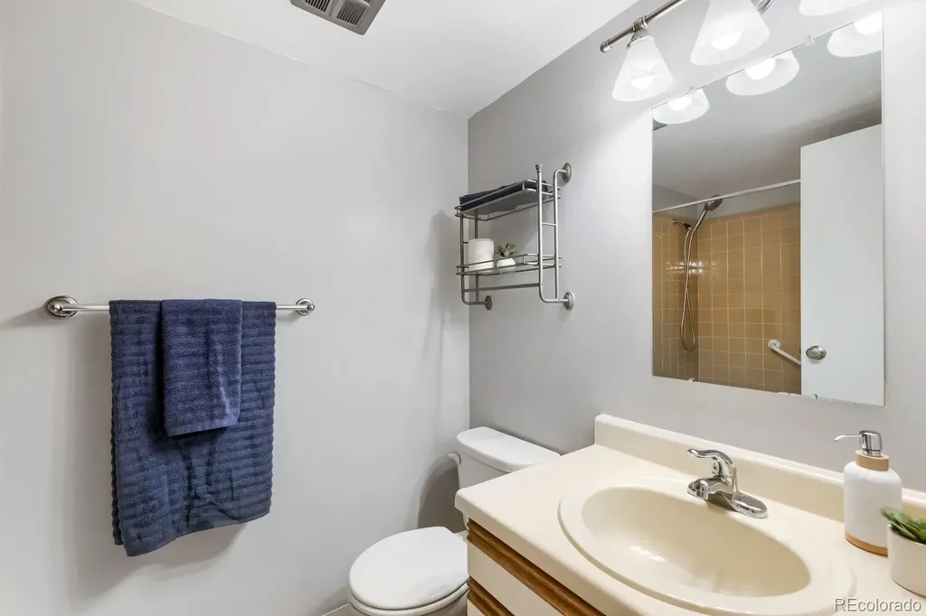 7801 W 35th Avenue Wheat Ridge CO 80033