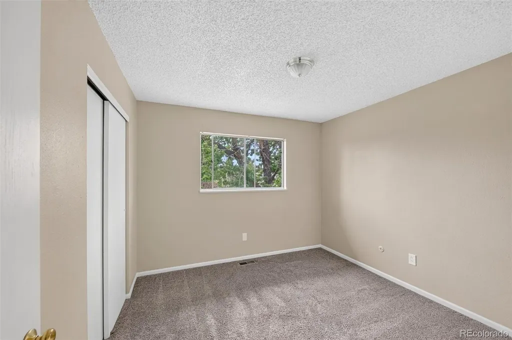 446 S Lima Circle Aurora CO 80012