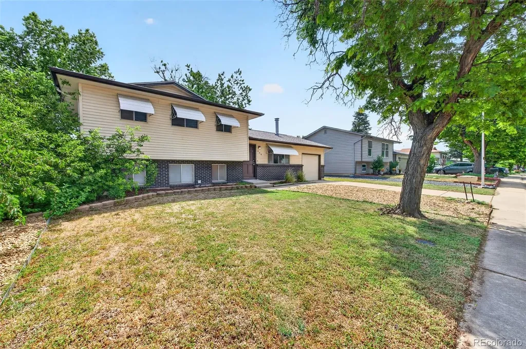 446 S Lima Circle Aurora CO 80012