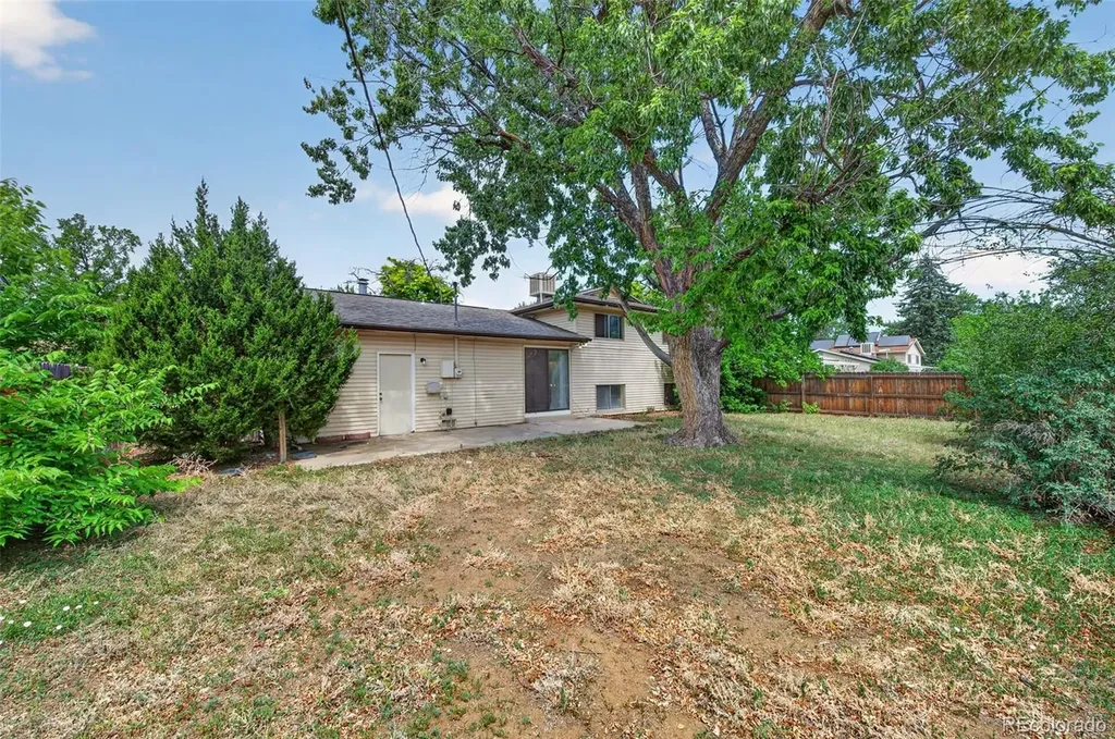 446 S Lima Circle Aurora CO 80012