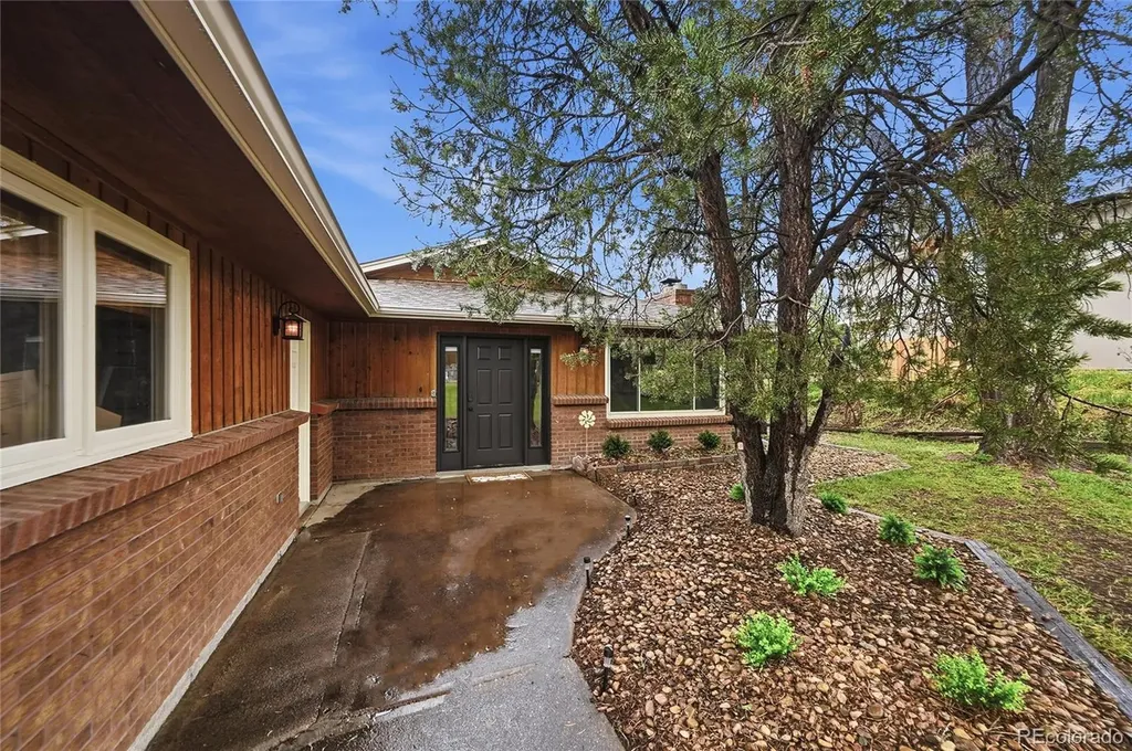 6930 Hillpoint Place Parker CO 80134
