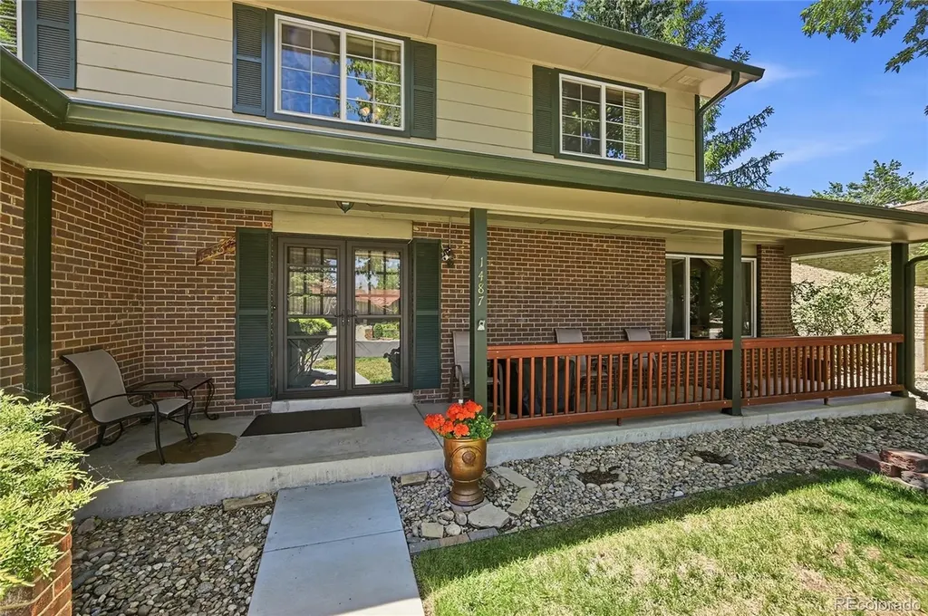 1487 S Macon Street Aurora CO 80012
