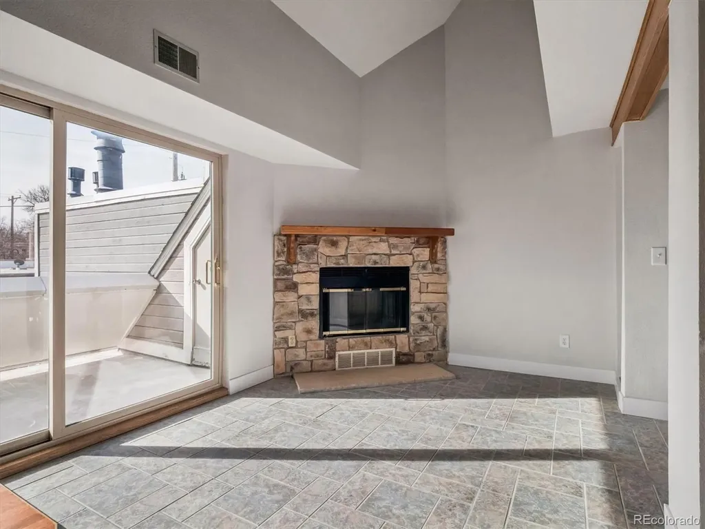 5250 S Huron Way Littleton CO 80120