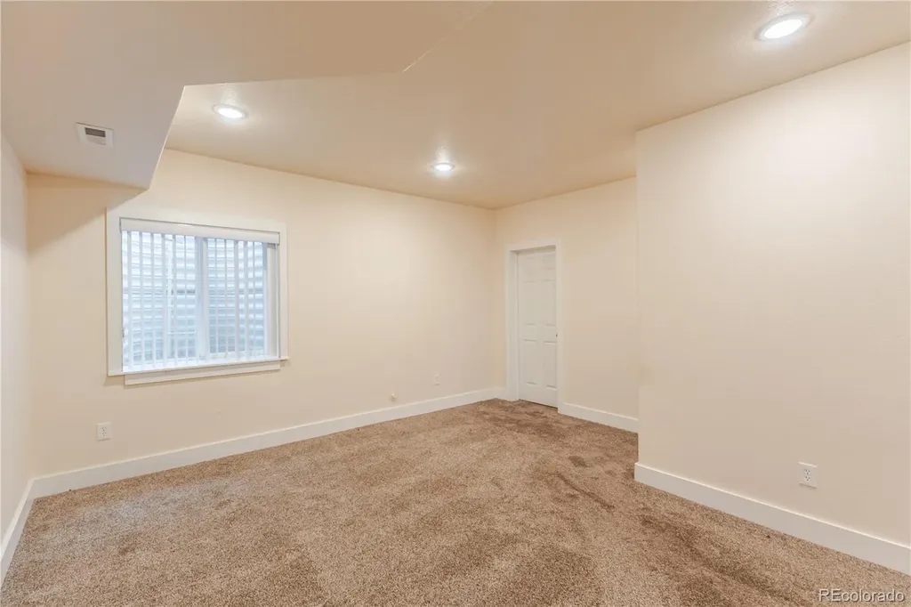 995 S Locust Street Denver CO 80224