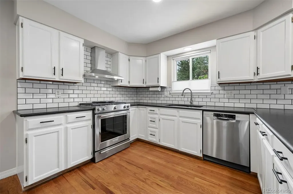 1125 Popes Valley Drive Colorado Springs CO 80919