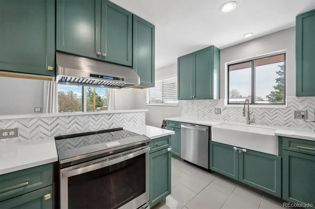 8179 W Fremont Avenue Littleton CO 80128