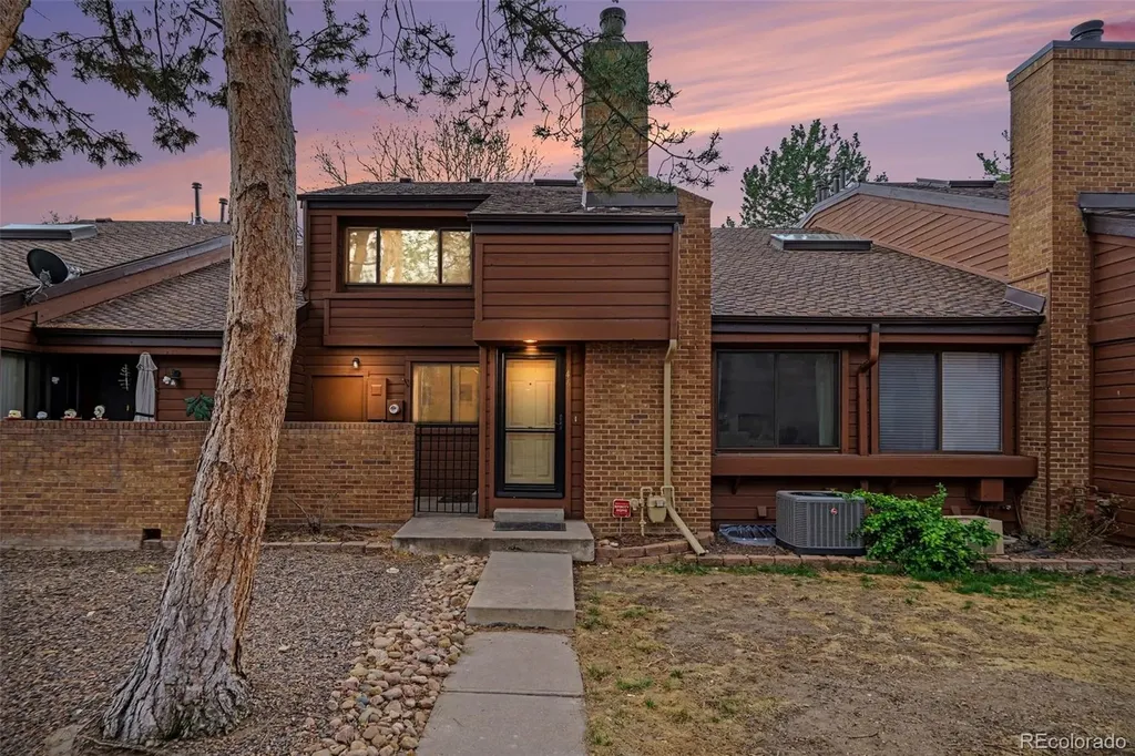 2685 S Dayton Way Denver CO 80231