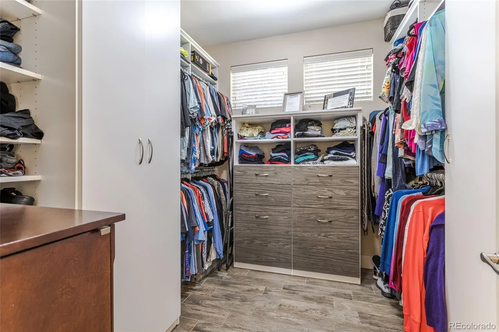 24967 E Geddes Circle Aurora CO 80016