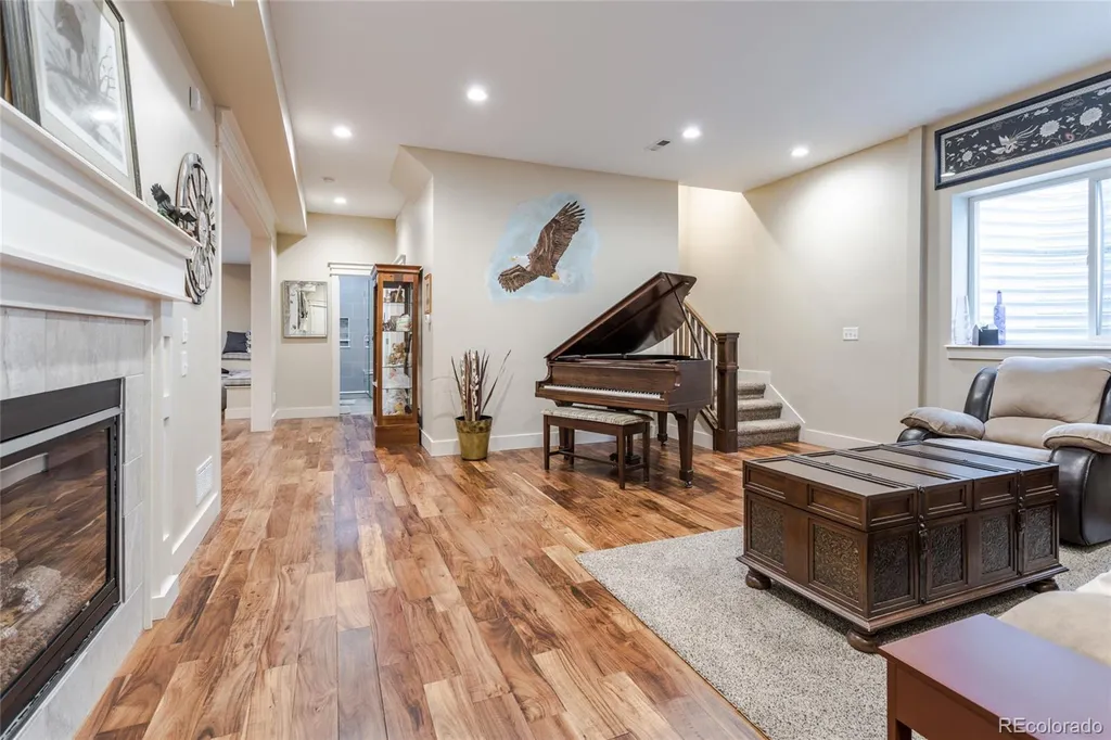 24967 E Geddes Circle Aurora CO 80016