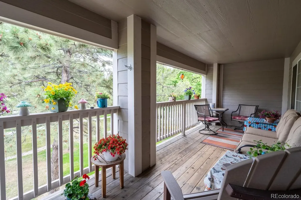 4232 S Blackhawk Circle Aurora CO 80014