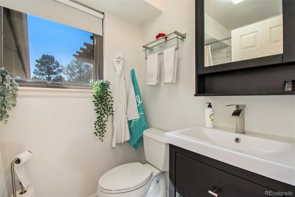 8895 E Radcliff Avenue Denver CO 80237