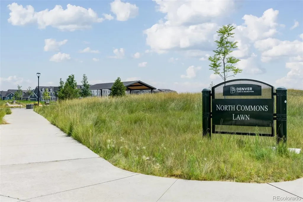 6346 Dayton Way Denver CO 80238