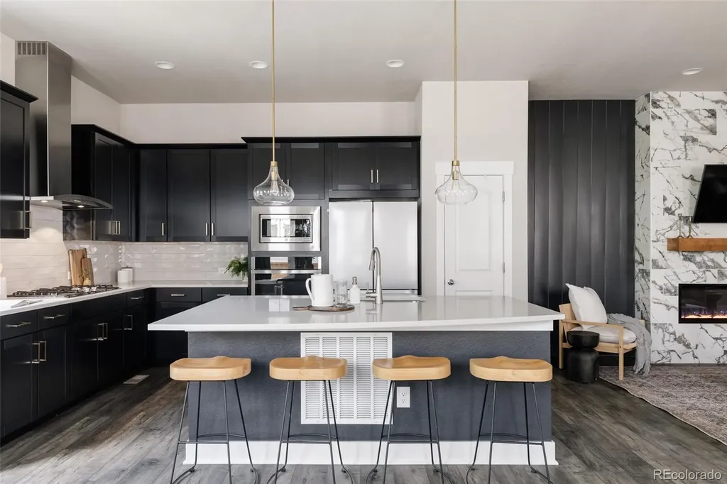 6346 Dayton Way Denver CO 80238