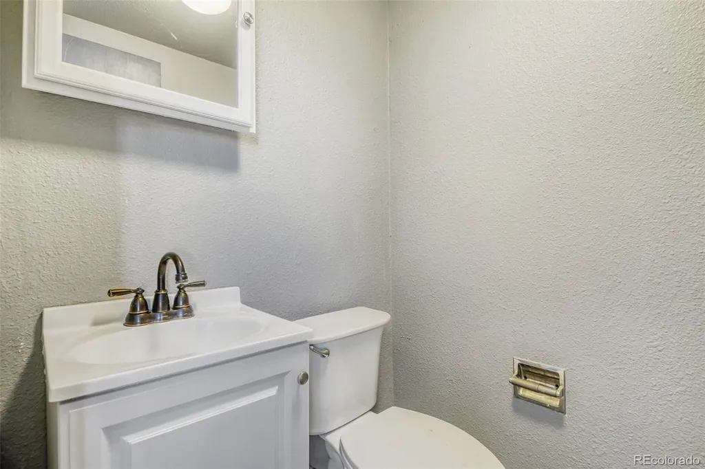 8221 Bradburn Drive Westminster CO 80031