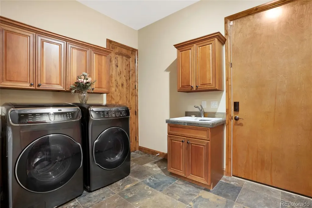 1551 Snyder Gulch Road Evergreen CO 80439