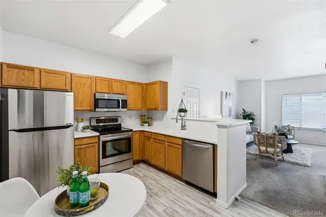 912 S Yampa Street Aurora CO 80017