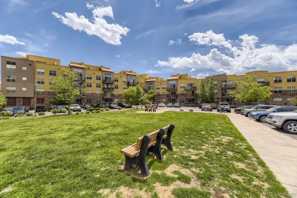 9019 E Panorama Englewood CO 80112