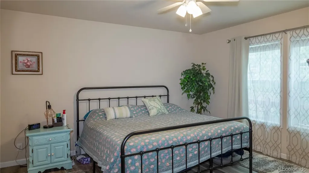4397 Kingfisher Point Colorado Springs CO 80922