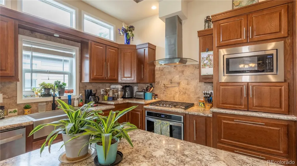 4397 Kingfisher Point Colorado Springs CO 80922