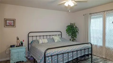 4397 Kingfisher Point Colorado Springs CO 80922