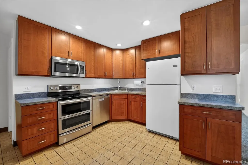8245 Ames Way Arvada CO 80003