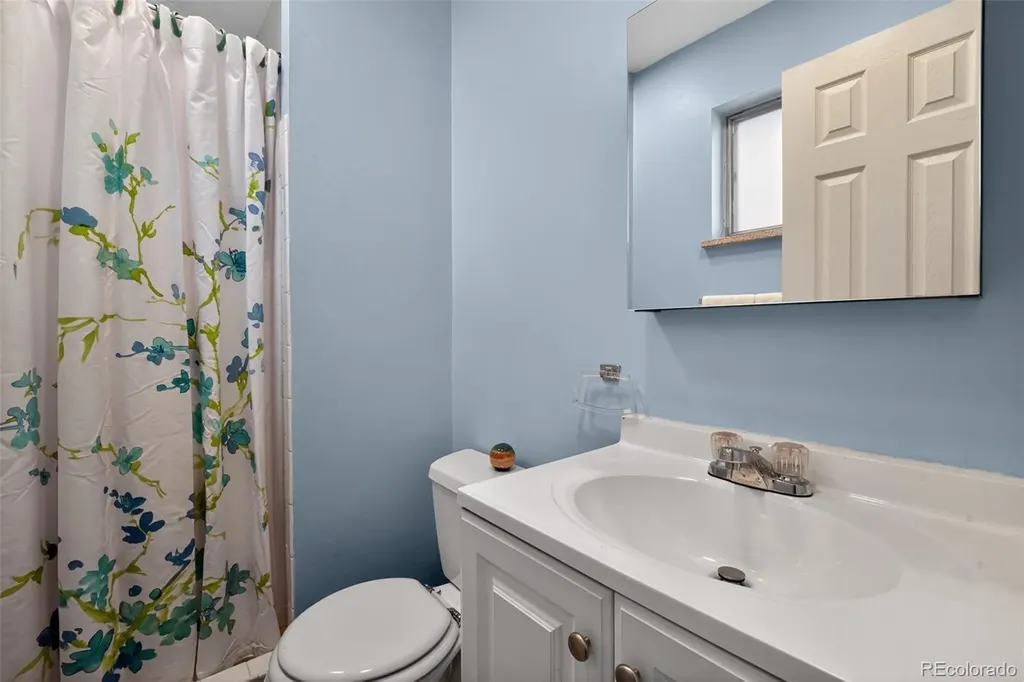 8245 Ames Way Arvada CO 80003