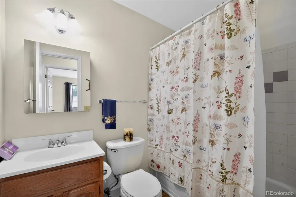 8245 Ames Way Arvada CO 80003