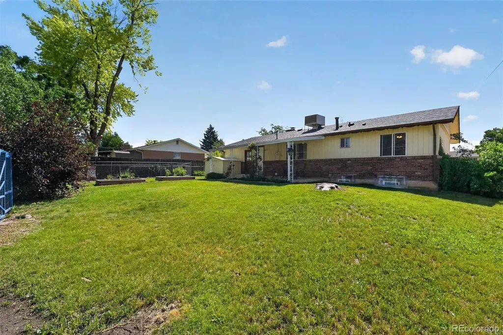 8245 Ames Way Arvada CO 80003