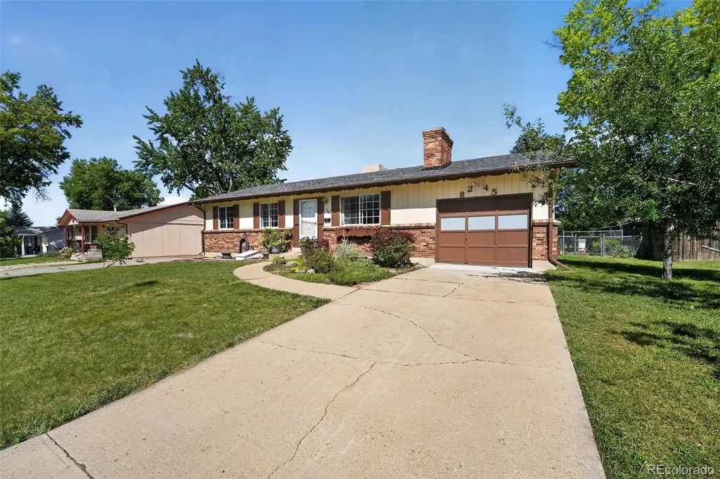8245 Ames Way Arvada CO 80003