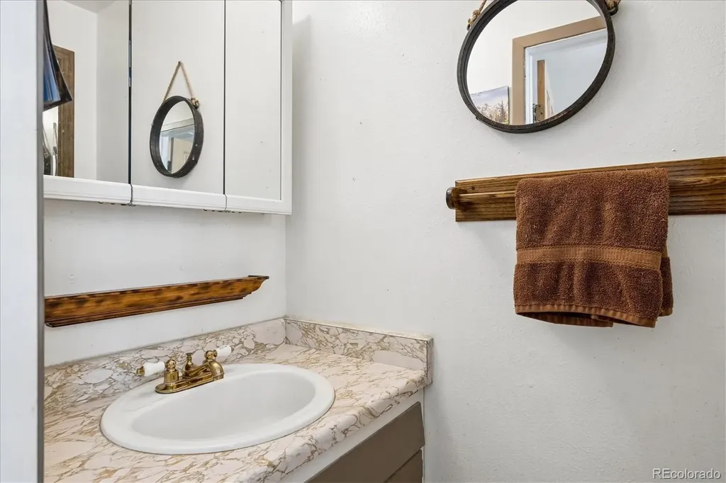 4810 W 60th Avenue Arvada CO 80003