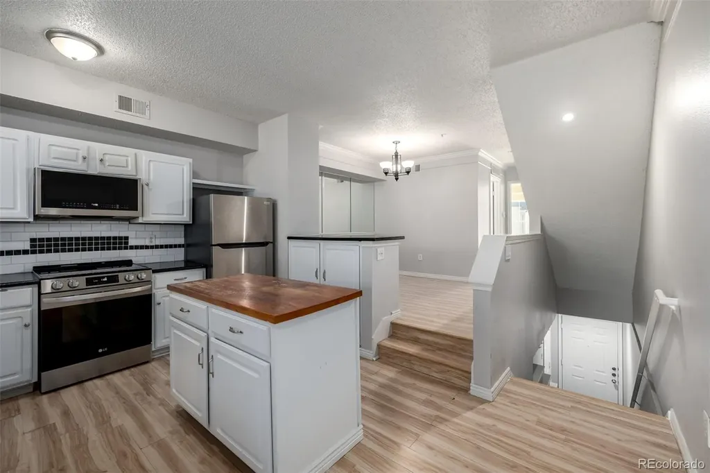 2175 Eagle Avenue Superior CO 80027