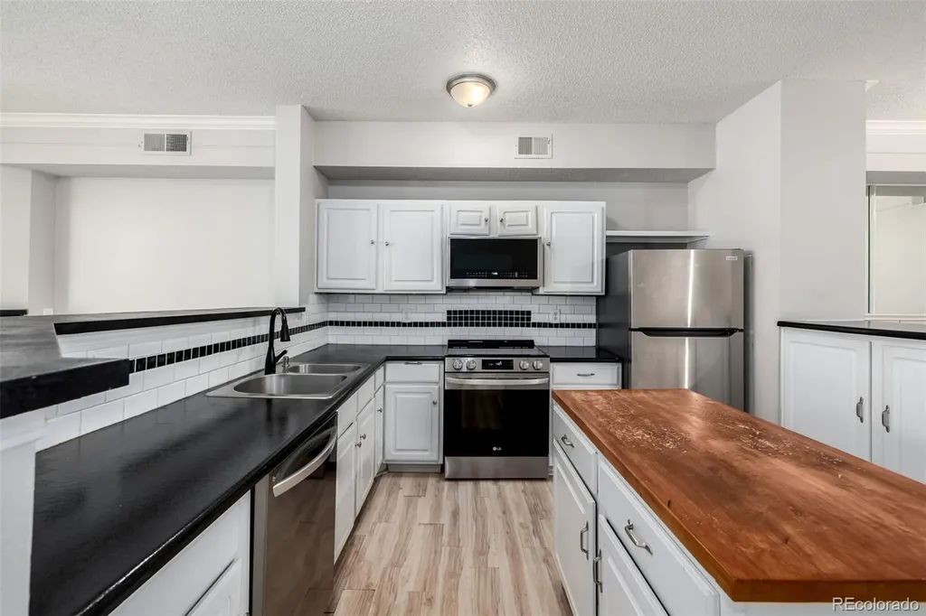 2175 Eagle Avenue Superior CO 80027