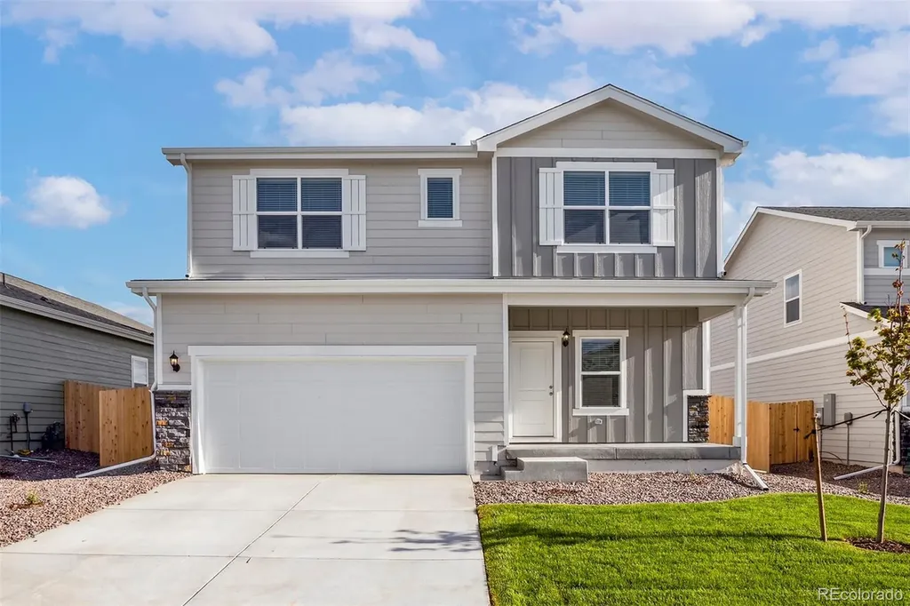 48165 Shetland Drive Bennett CO 80102