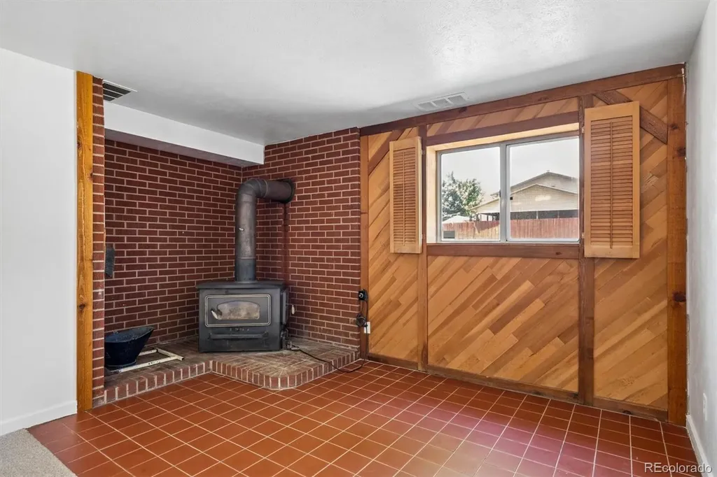 13473 Fitzsimons Way Aurora CO 80011