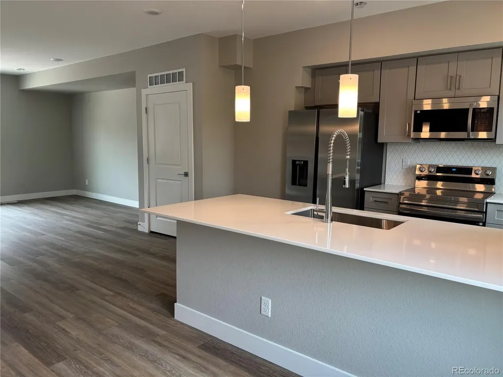 5776 W 38th Avenue Wheat Ridge CO 80212