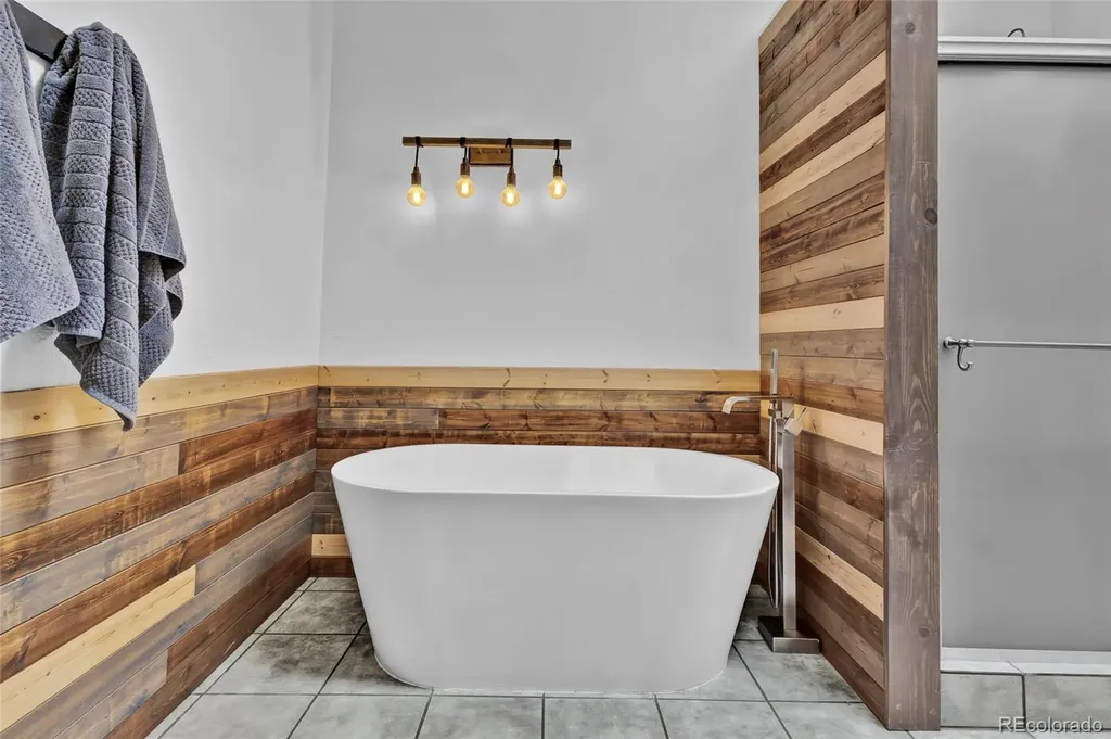 493 E 16th Avenue Longmont CO 80504