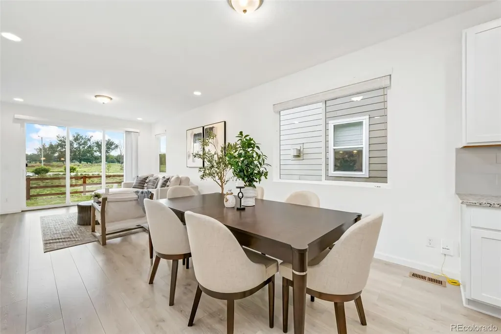 413 Overbrook Lane Longmont CO 80504
