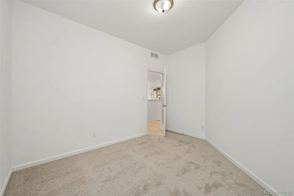 413 Overbrook Lane Longmont CO 80504