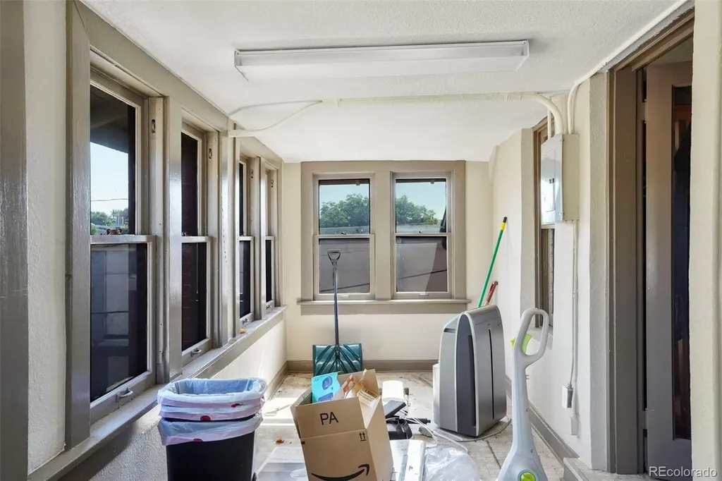 3025 W 38 Avenue Denver CO 80211
