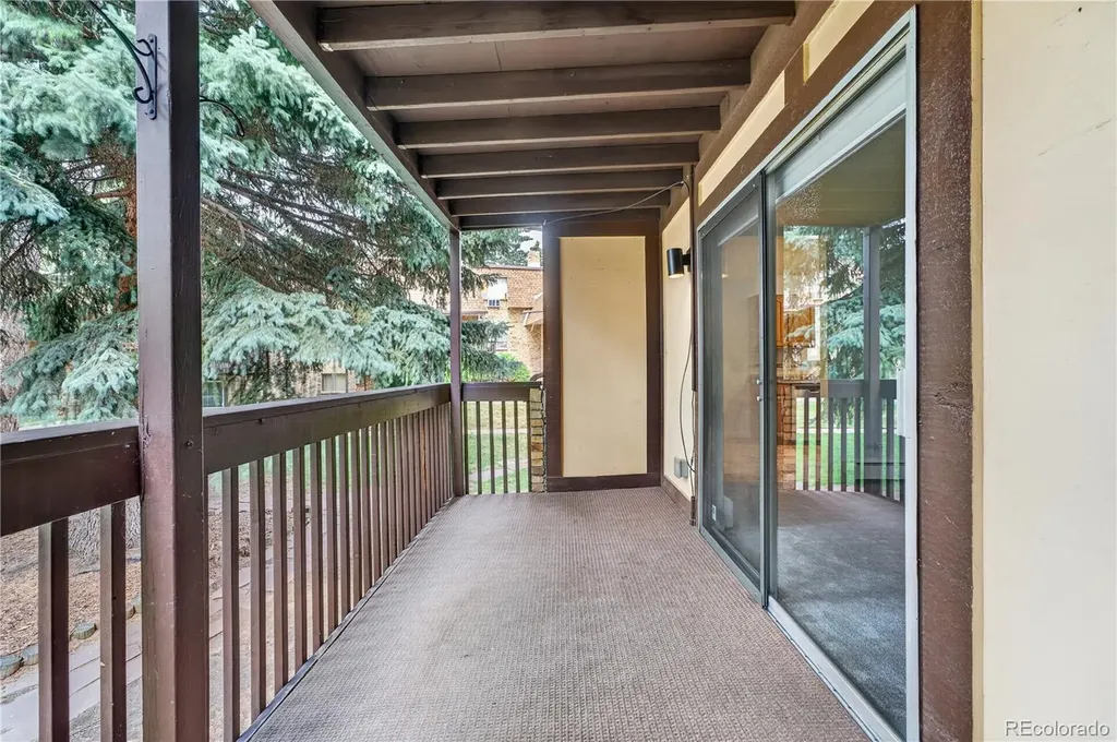 1390 Everett Court Lakewood CO 80215