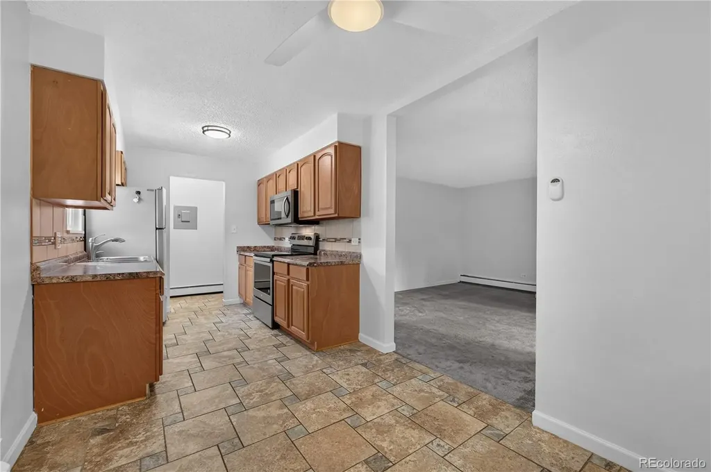 1390 Everett Court Lakewood CO 80215