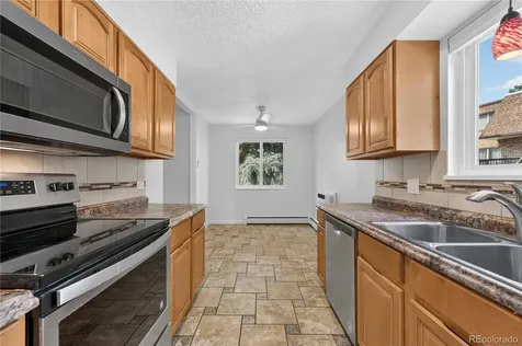 1390 Everett Court Lakewood CO 80215