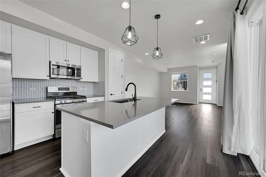 5319 Spalding Place Longmont CO 80504