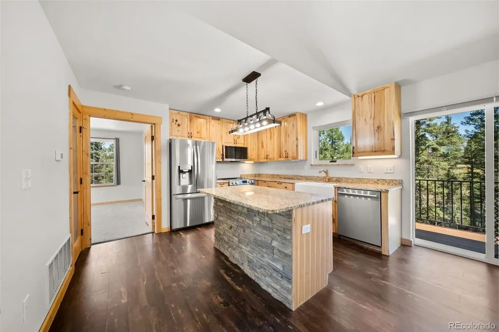 2775 Pathfinder Road Florissant CO 80816