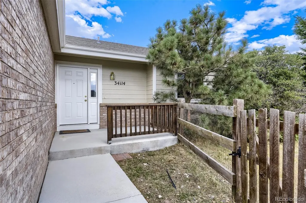 34114 Prairie Loop Elizabeth CO 80107